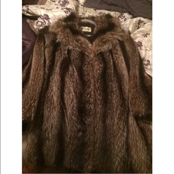 COPY - Fur coat - Picture 3 of 4